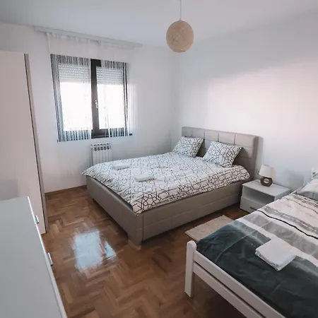 Daire De Lux Dushi Banyaluka