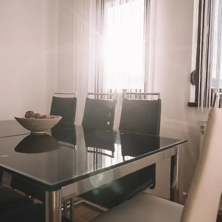 De Lux Dushi * Banyaluka